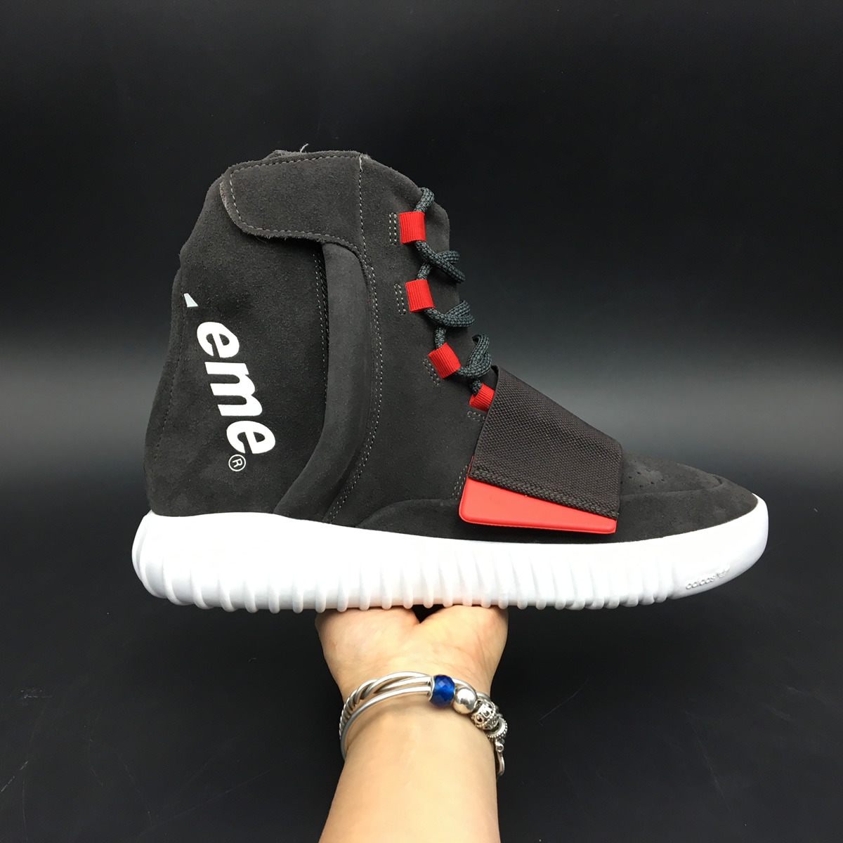 Yeezy Boost 750 Sneakers Running Shoes Sup Maroon Bb1630 22 - kickbulk.org