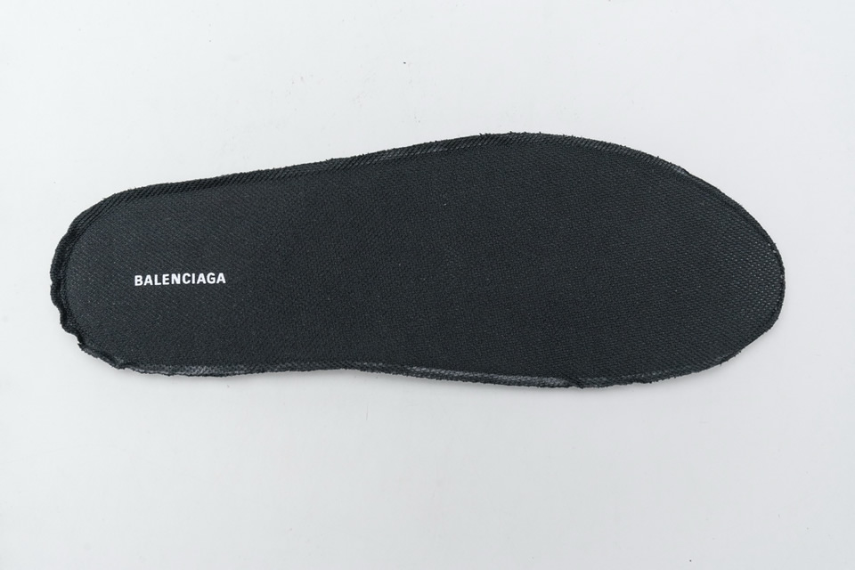 Balenciaga Track 2 Sneaker Black White 570391w2gn31090 20 - kickbulk.org
