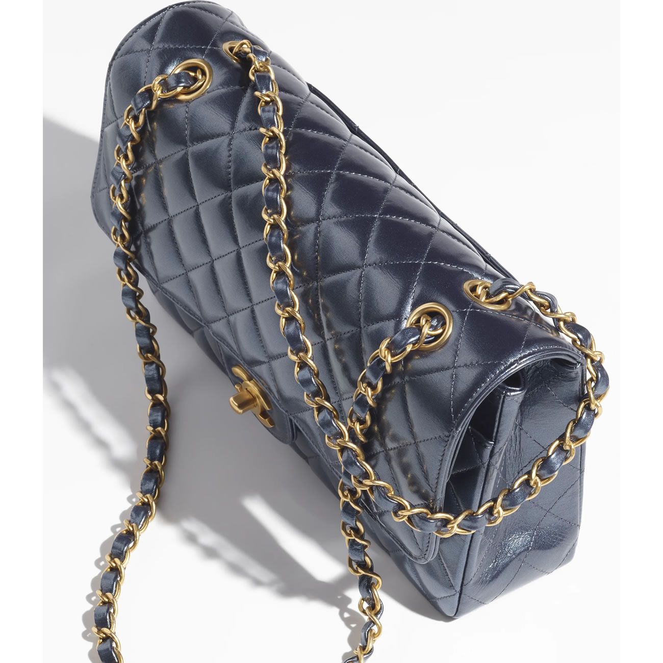 Chanel Classic Handbag 38 - kickbulk.org