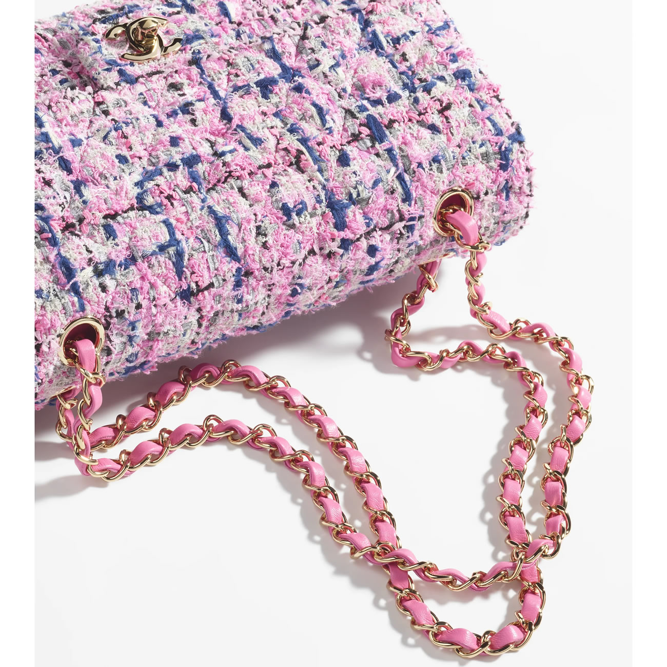 Chanel Classic Handbag 7 - kickbulk.org
