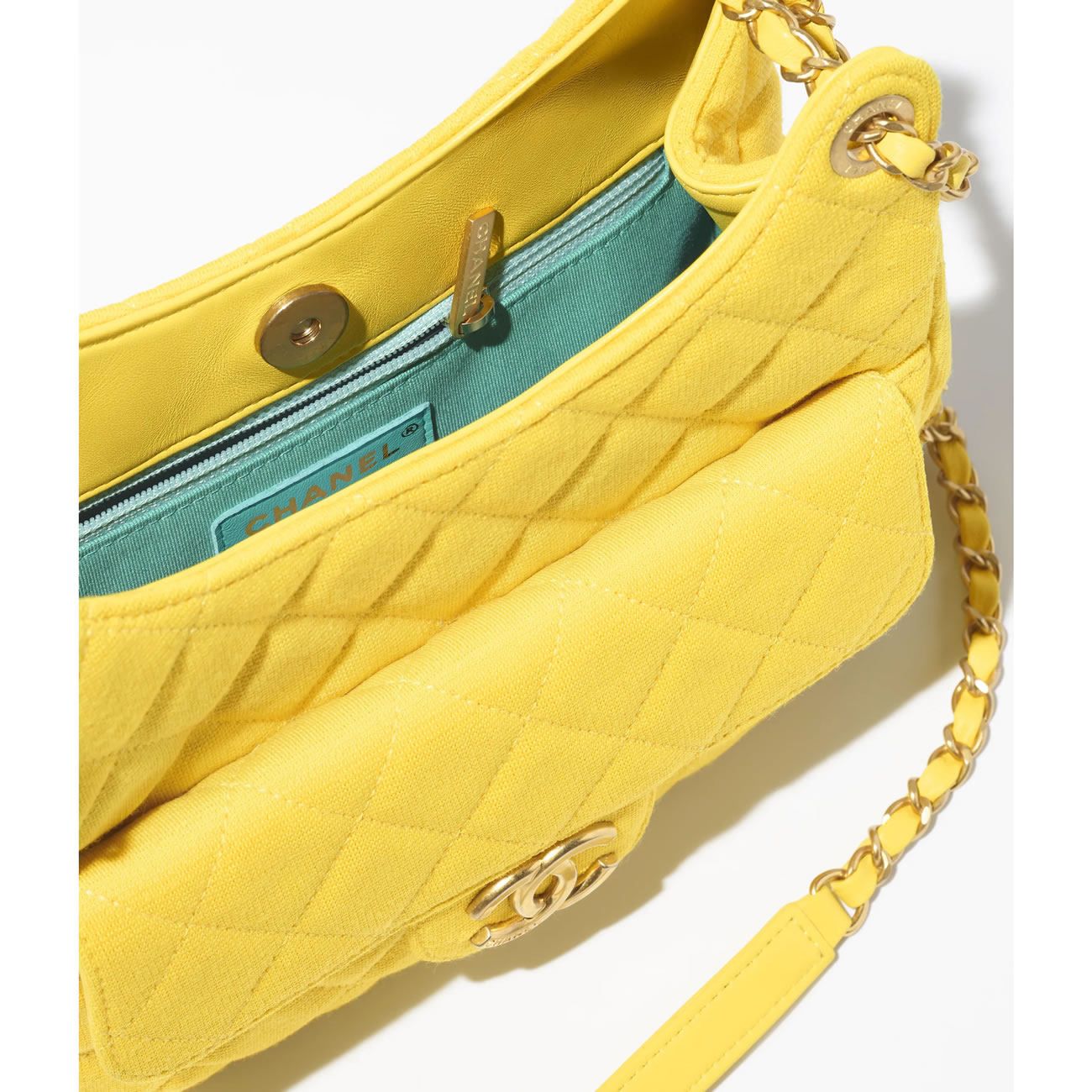 Chanel Hobo Handbag 46 - kickbulk.org
