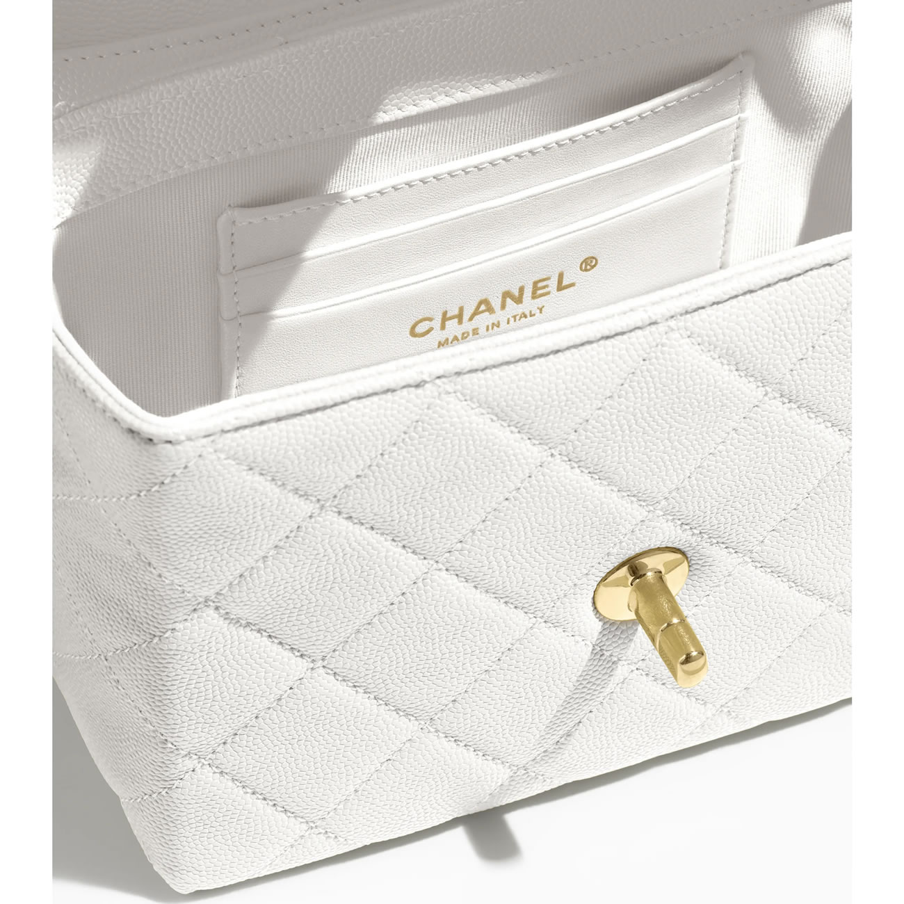 Chanel Small Vanity Case 33 - kickbulk.org