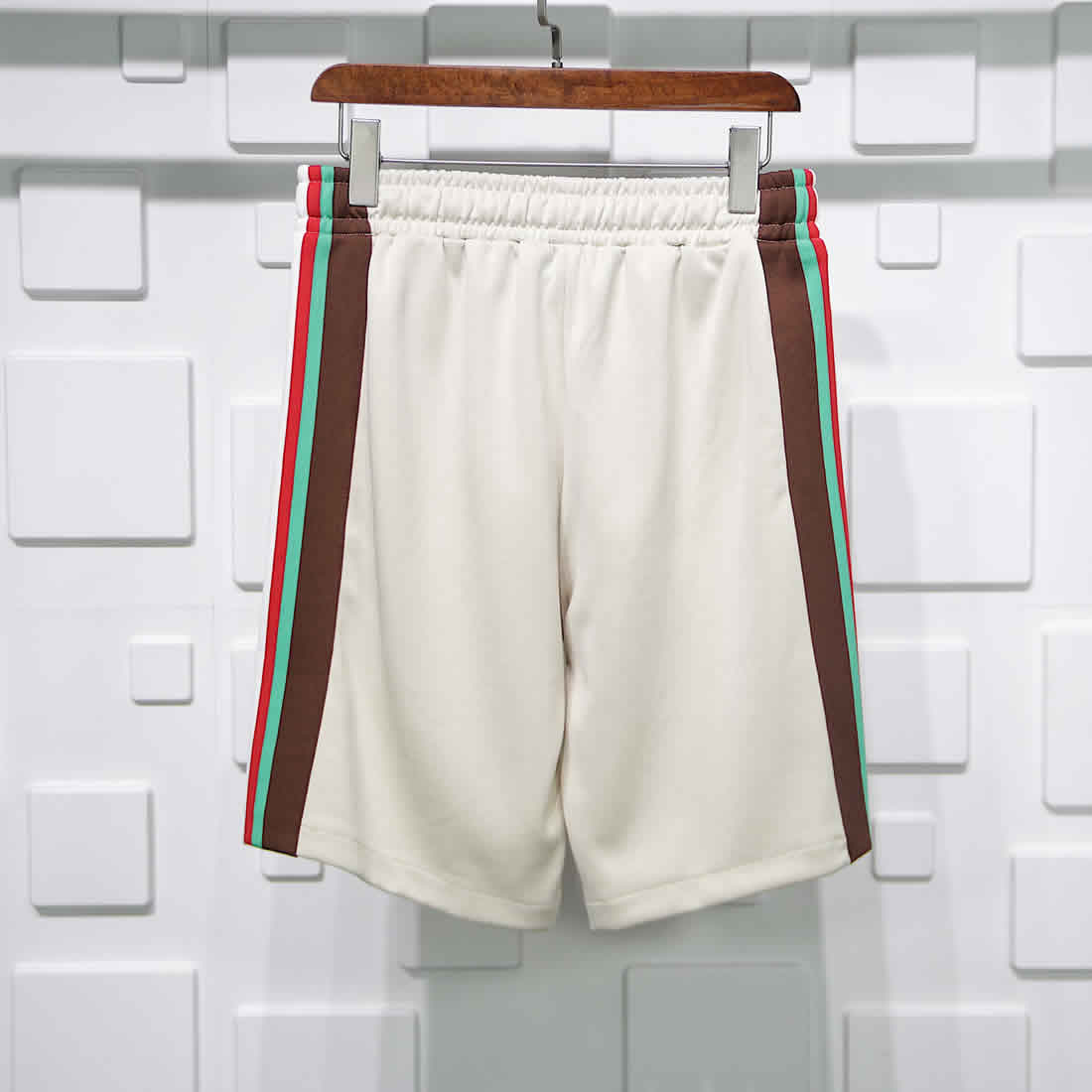 Gucci Red Green Webbing Shorts Apricot Color 3 - kickbulk.org