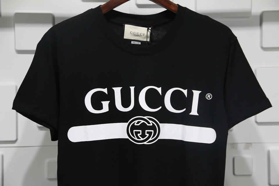 Gucci Black White Crossbar T Shirt Printing Pure Cotton 10 - kickbulk.org