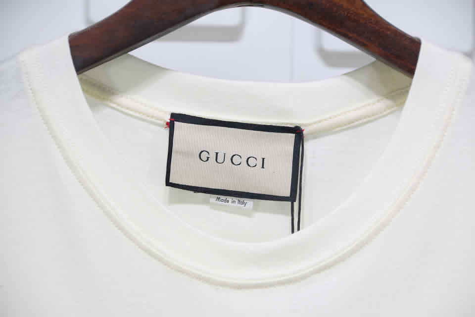 Gucci Black White Crossbar T Shirt Printing Pure Cotton 16 - kickbulk.org