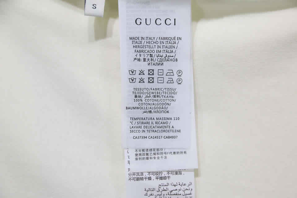 Gucci Black White Crossbar T Shirt Printing Pure Cotton 19 - kickbulk.org