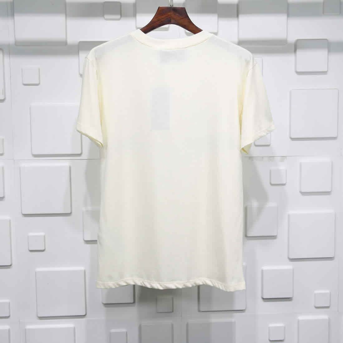 Gucci Black White Crossbar T Shirt Printing Pure Cotton 6 - kickbulk.org