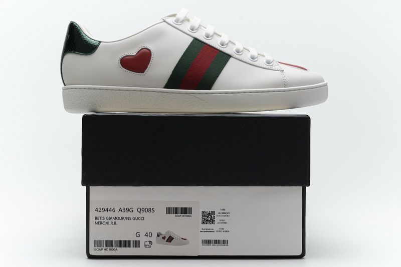 Gucci Love Sneakers 429446a39gq9085 8 - kickbulk.org