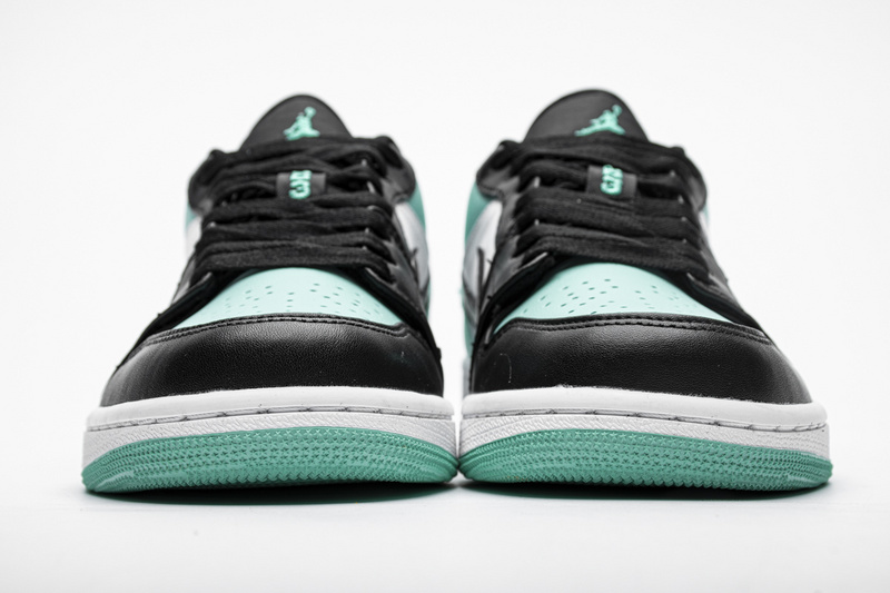 Nike Air Jordan 1 Low Emerald Toe 553558 117 4 - kickbulk.org