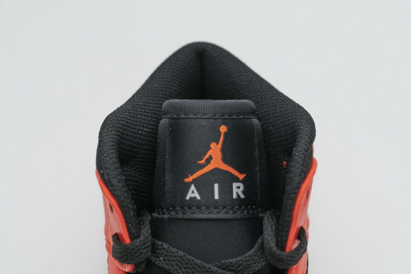 Nike Air Jordan 1 Black Cone 554724 062 10 - kickbulk.org
