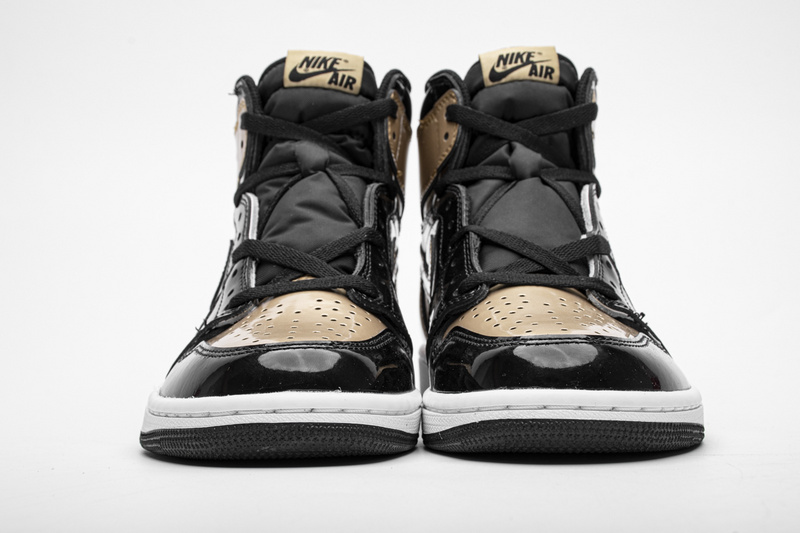 Nike Air Jordan 1 Retro High Og Gold Toe 861428 007 4 - kickbulk.org
