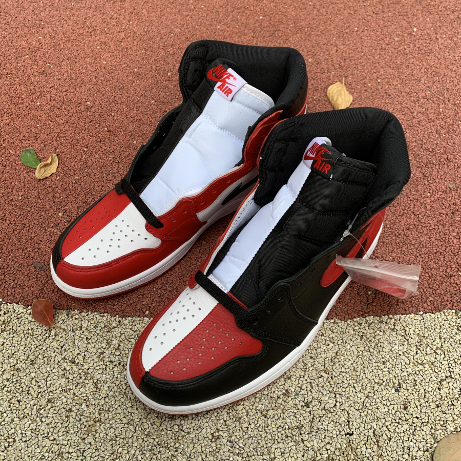Nike Air Jordan 1 Homage To Home 861428 061 2 - kickbulk.org