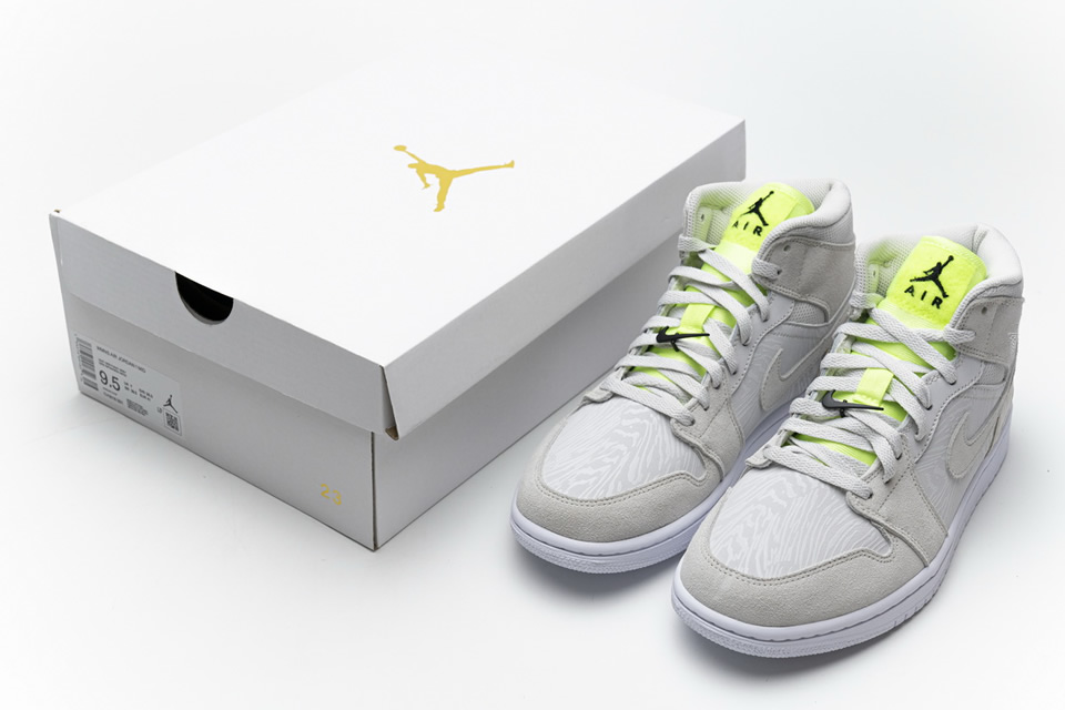 Nike Air Jordan 1 Grey Ghost Green Cv3018  001 4 - kickbulk.org