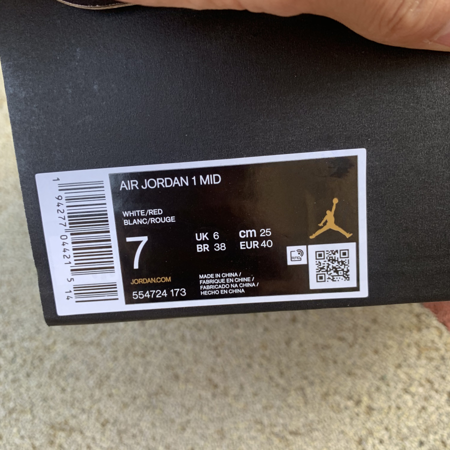 Nike Air Jordan 1 Mid Gs Chicago 554275 173 19 - kickbulk.org