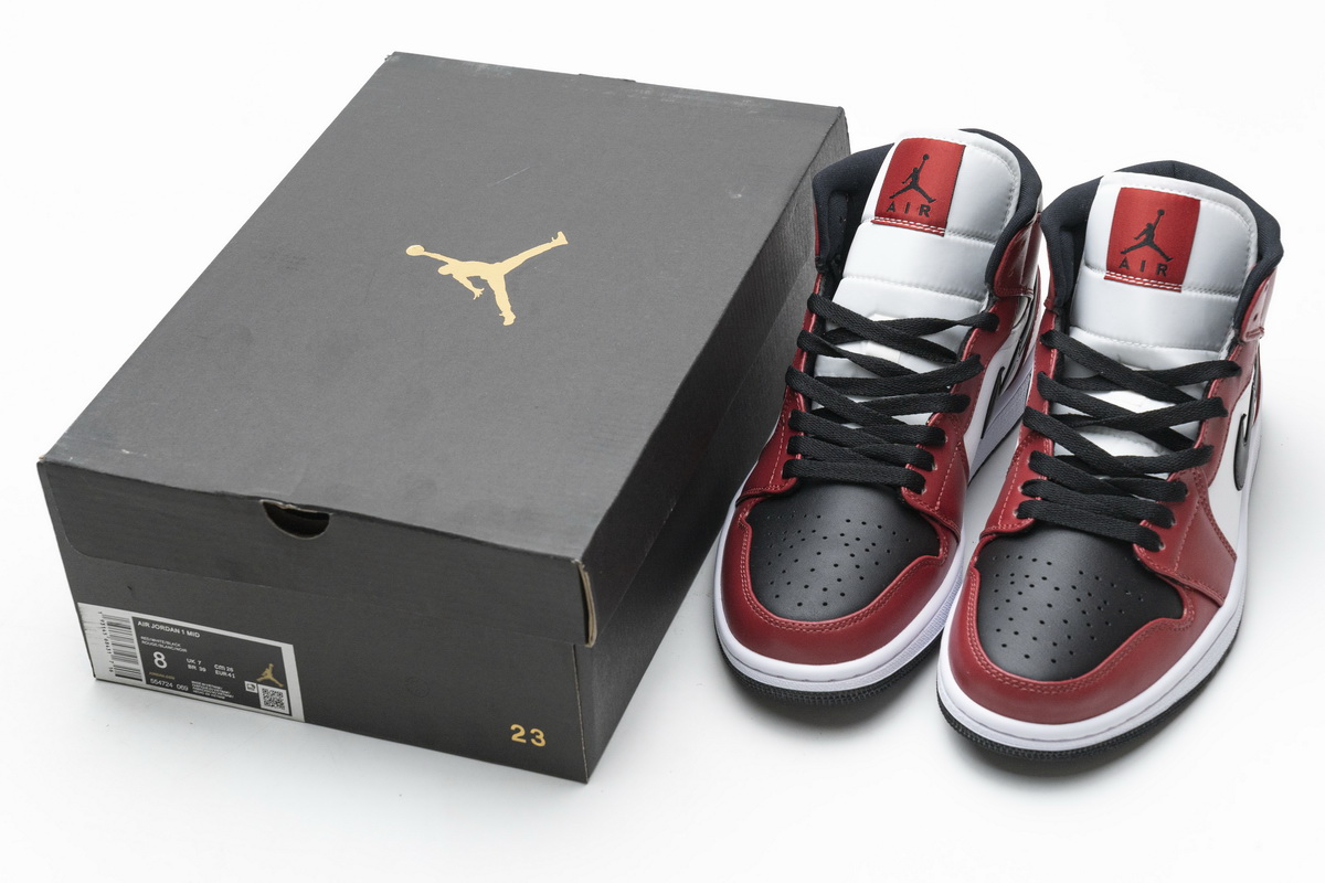 Nike Air Jordan 1 Mid Gs Chicago Black Toe 554725 069 11 - kickbulk.org