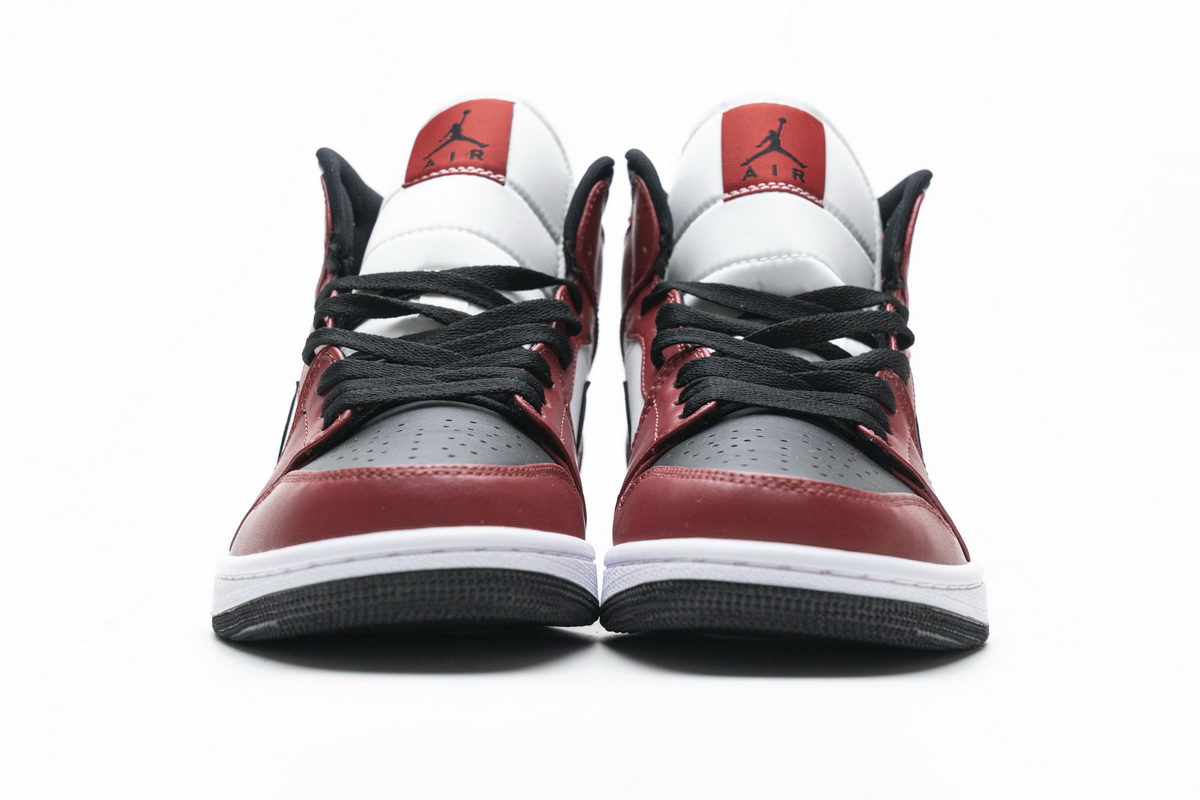 Nike Air Jordan 1 Mid Gs Chicago Black Toe 554725 069 13 - kickbulk.org