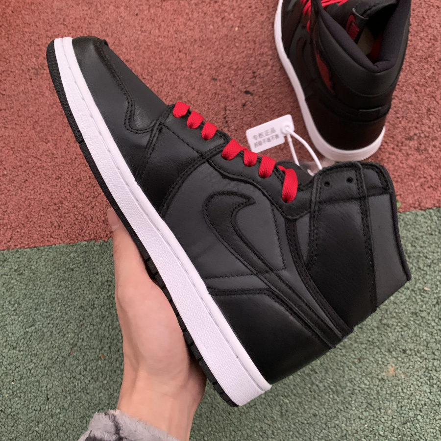 Nike Air Jordan 1 Retro High Og Black Gym Red 555088 060 8 - kickbulk.org