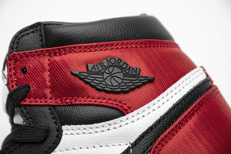 Nike Air Jordan 1 Wmns Retro High Satin Black Toe Cd0461 016 30 - kickbulk.org